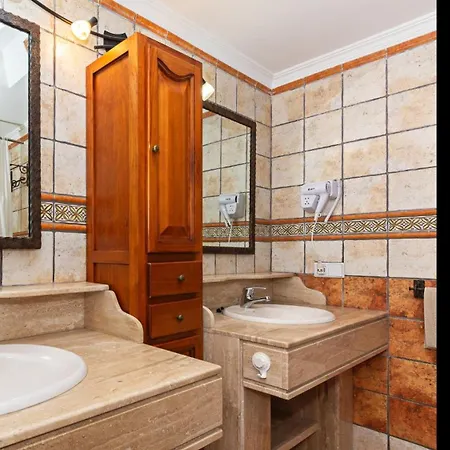 Apartment Sea & Heart By Pvl *